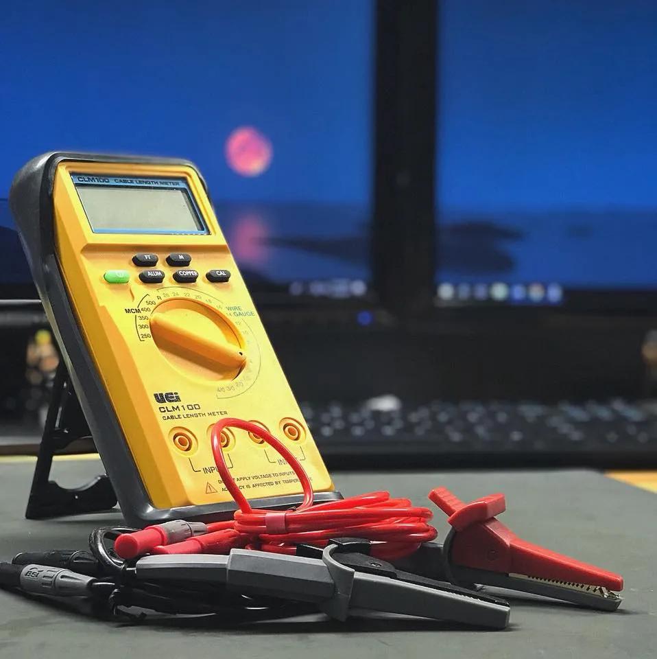 UEI-CLM100